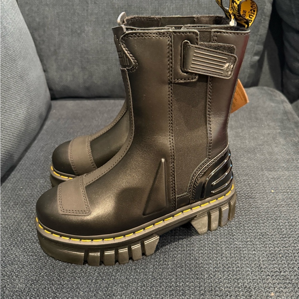 Dr. Martens‎ AUDRICK ALTERNATIVE LEATHER CHELSEA HI PLATFORM BOOTS - Picture 3 of 6
